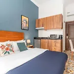 Madam Zakias Studio 402 In Mar Mikhael