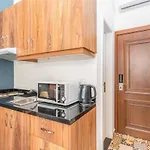 Madam Zakias Studio 402 In Mar Mikhael