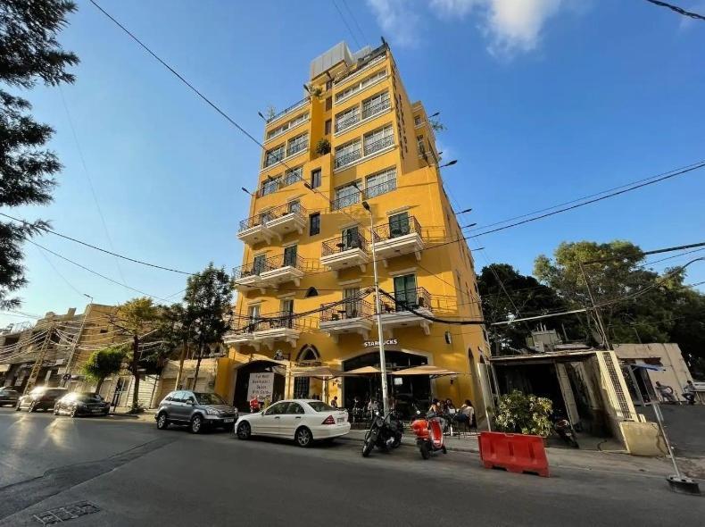 Madam Zakias 402 In Mar Mikhael